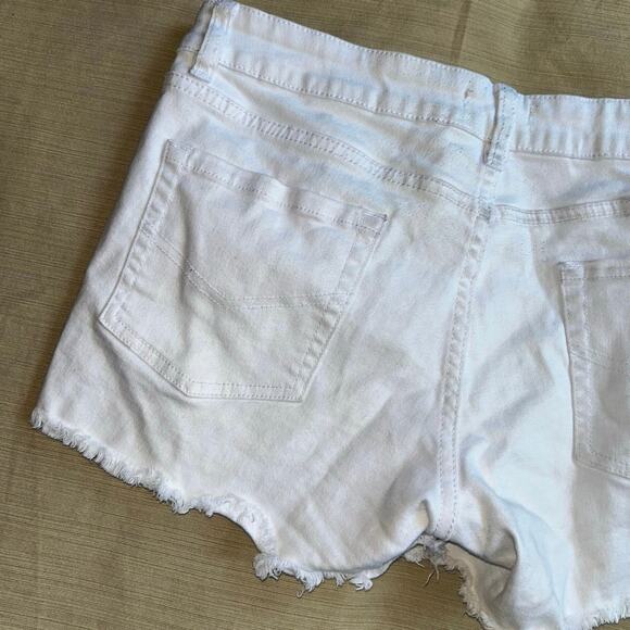 O’neill Raw Hem Distressed DENIM SHORTS white size 9 - Picture 5 of 10